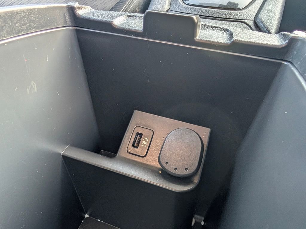 Used 2019 Nissan Rogue SV image 17