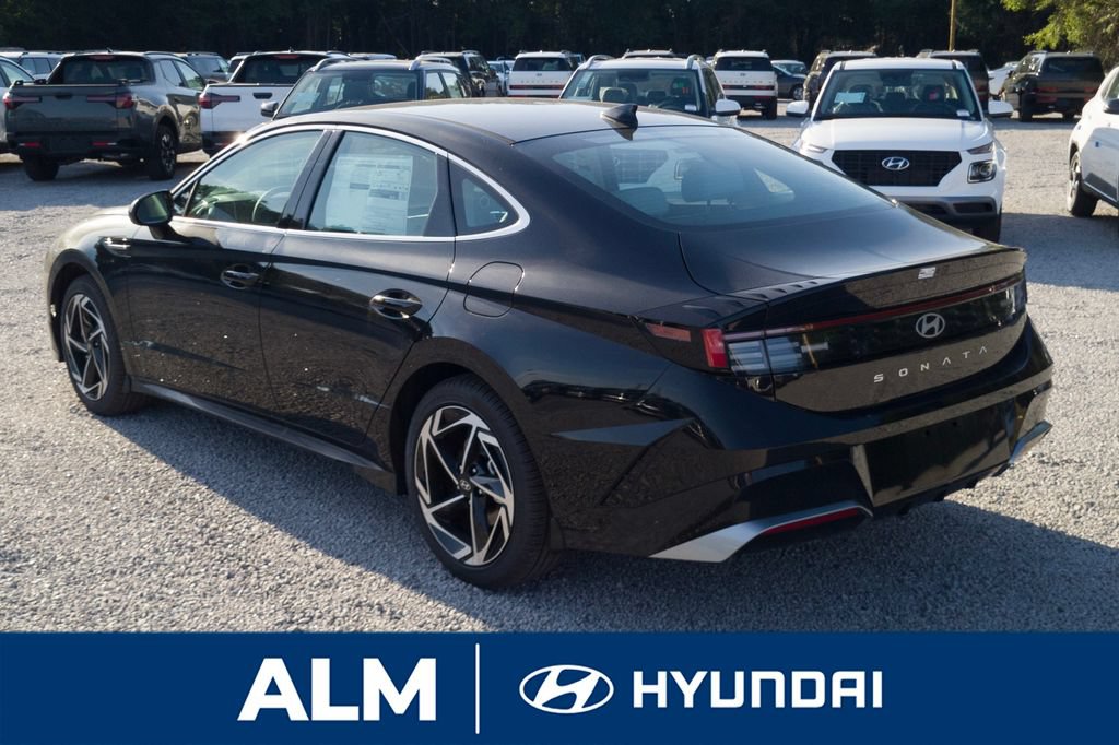 New 2026 Hyundai Sonata SEL FWD image 9