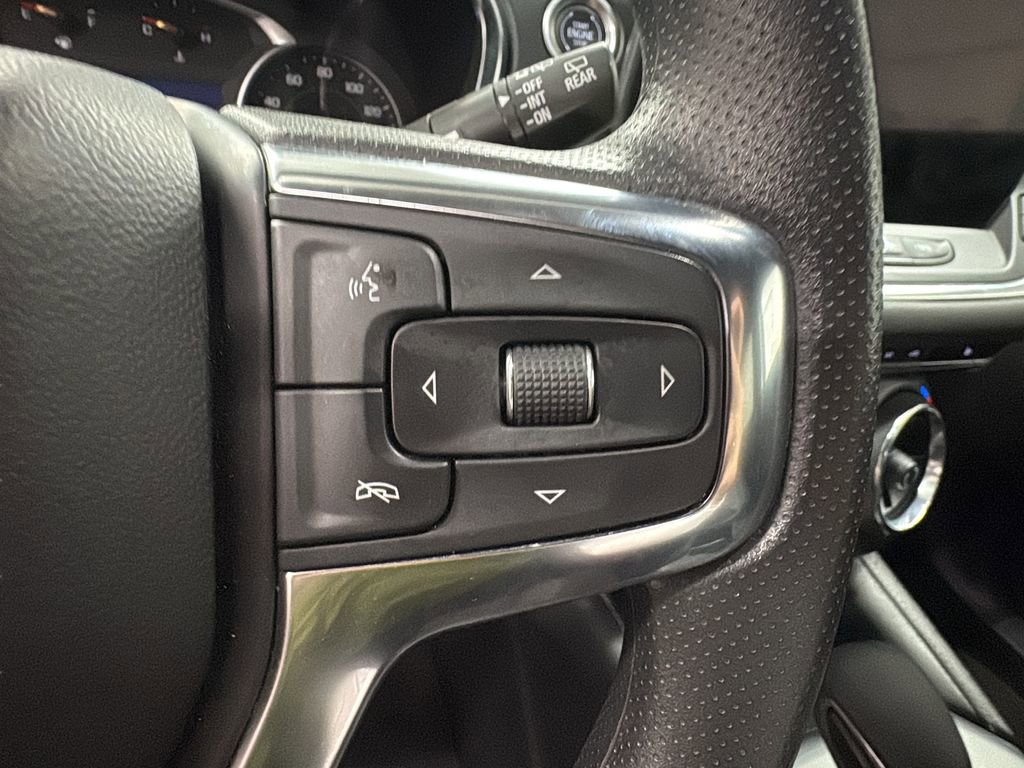 Used 2025 Chevrolet Blazer LT image 16