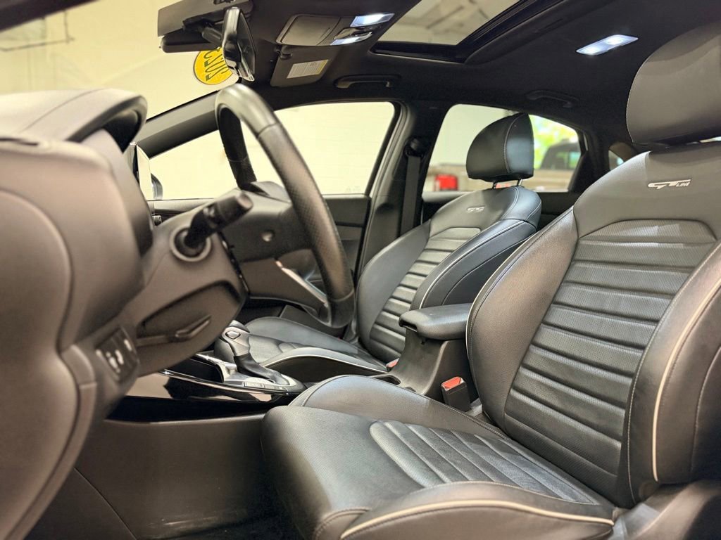 Used 2023 Kia Forte GT-Line w/ GT-Line Premium Package FWD image 11