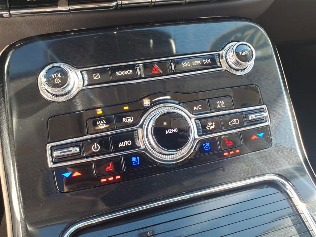 Certified 2023 Lincoln Nautilus Reserve w/ Equipment Group 201A image 20