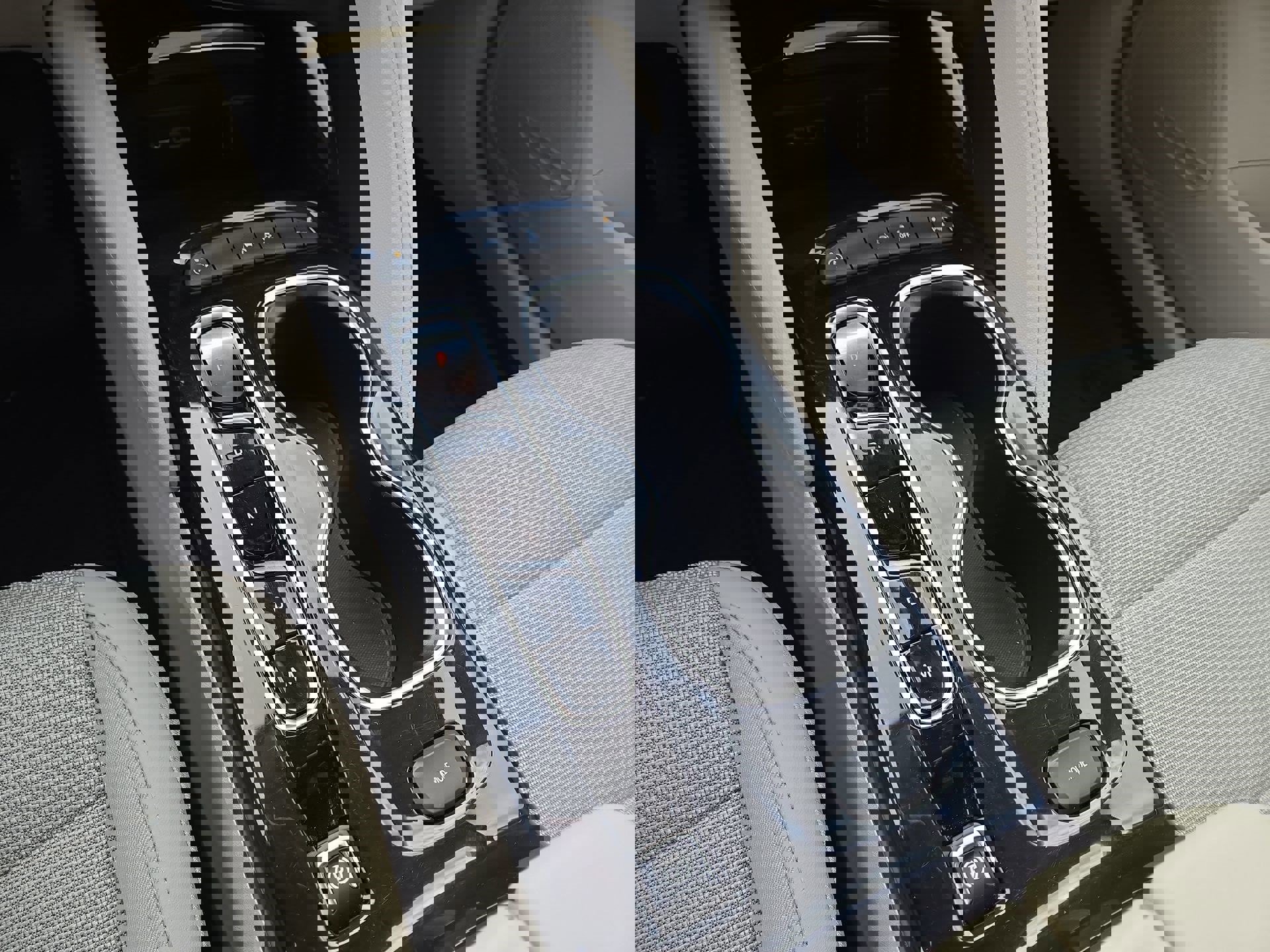 Used 2023 Buick Envision Preferred image 22