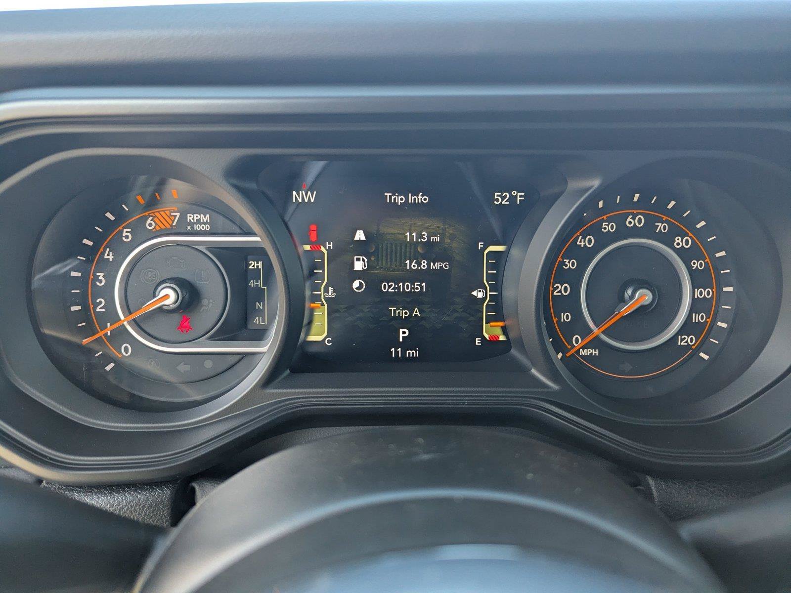 New 2026 Jeep Wrangler Unlimited Sahara AWD/4WD image 25