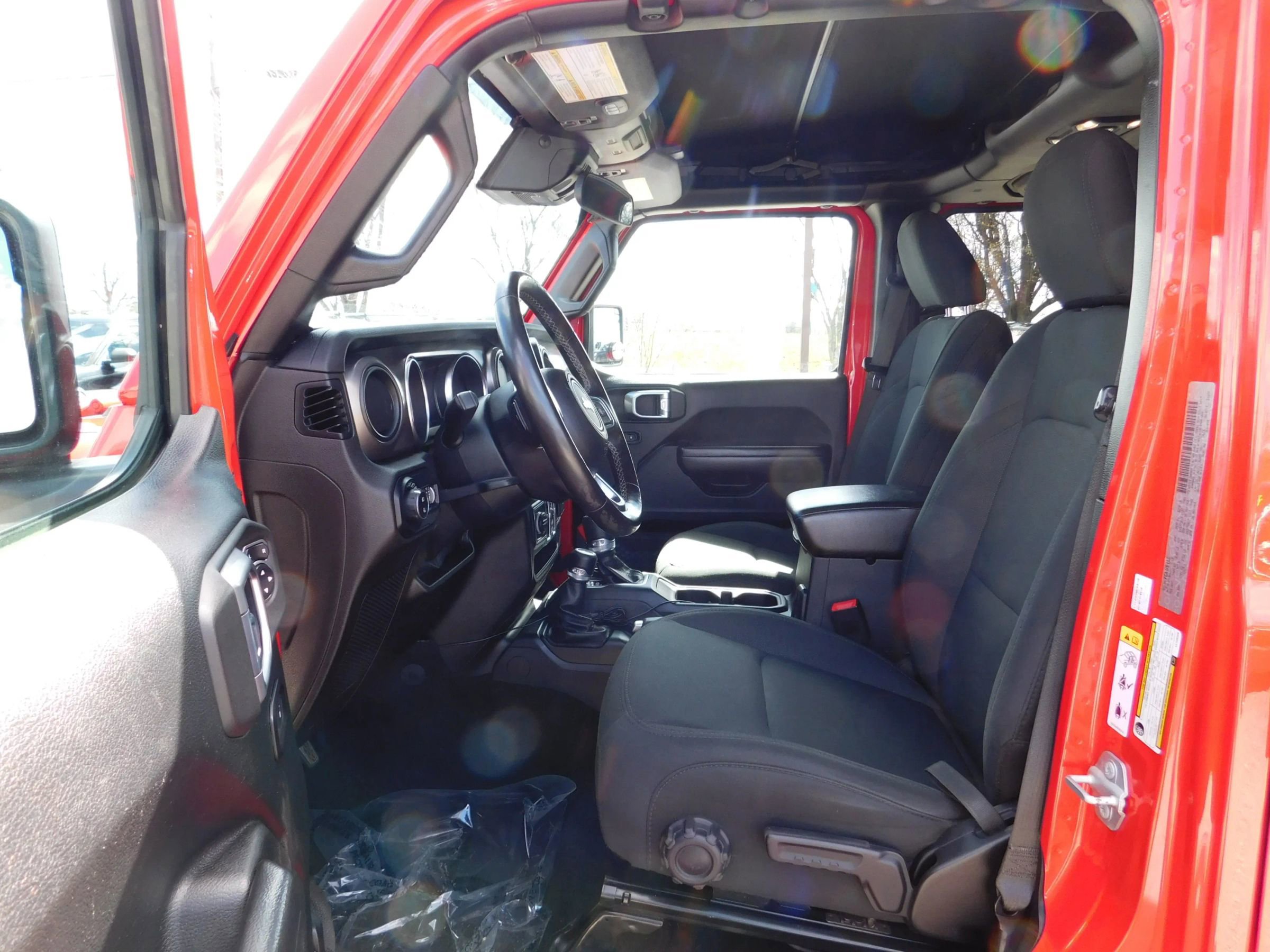 Used 2020 Jeep Gladiator Sport w/ Quick Order Package 24S AWD/4WD image 18