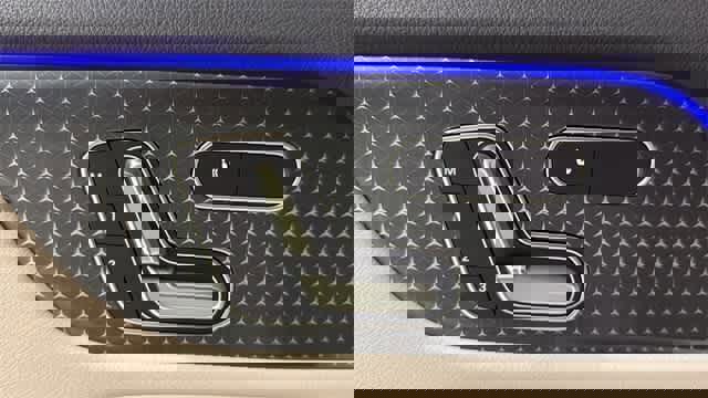 Used 2025 Mercedes-Benz GLA 250 4MATIC image 14