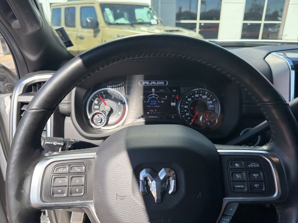 Used 2019 RAM 2500 Laramie w/ Night Edition image 13