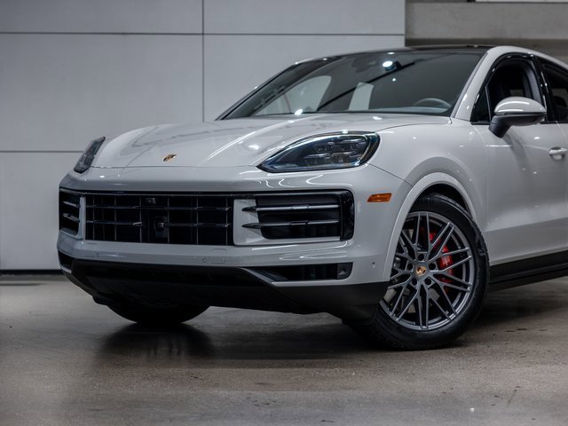 New 2026 Porsche Cayenne S image 18