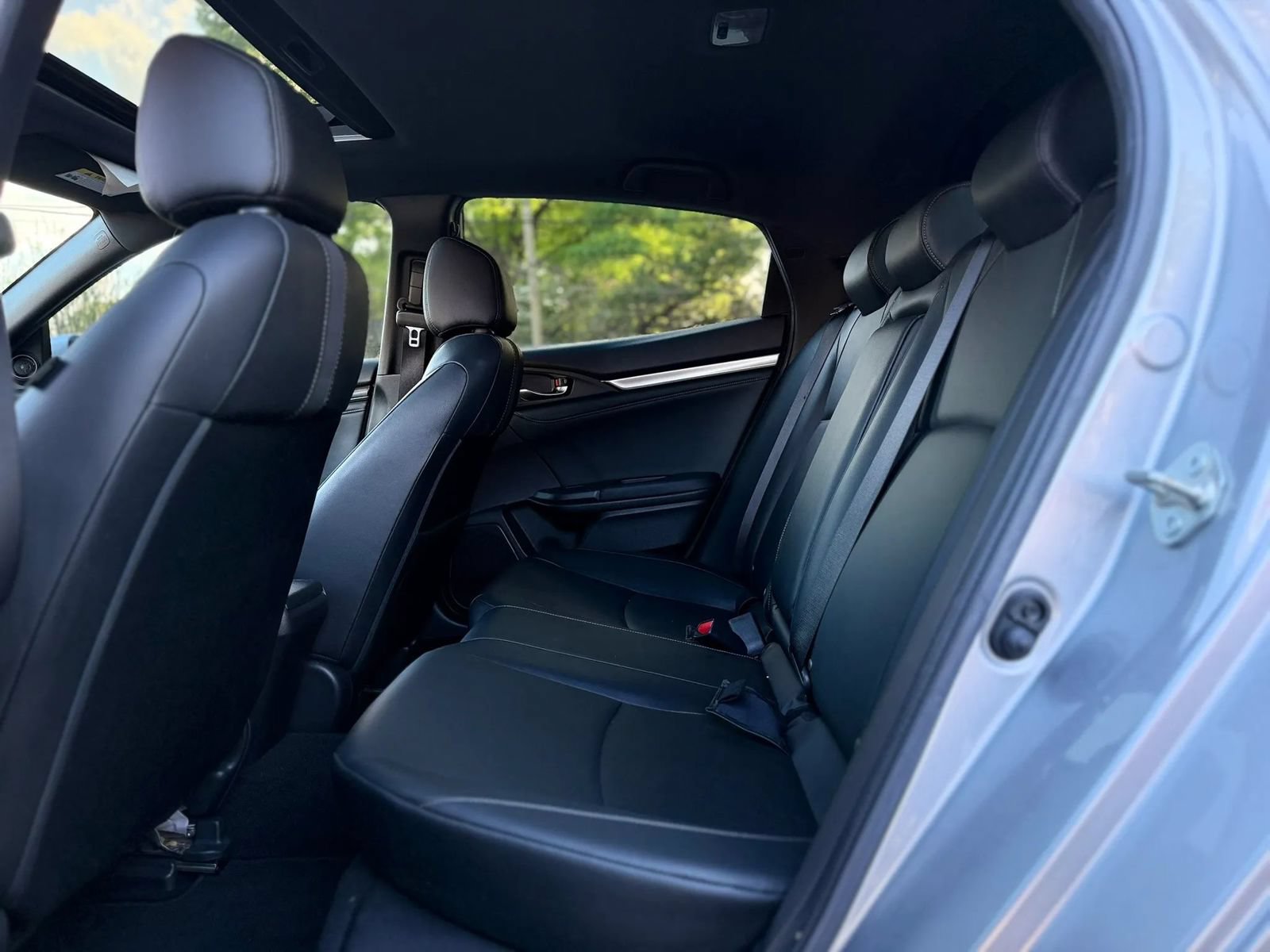 Used 2020 Honda Civic EX-L image 10