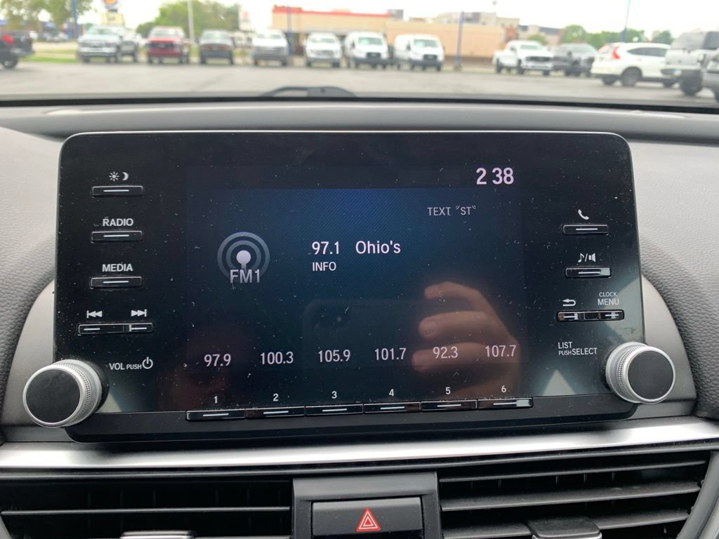 Used 2020 Honda Accord LX image 39