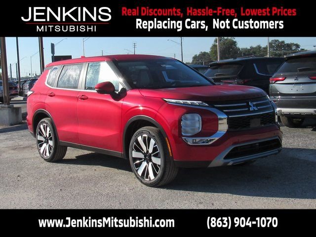 New 2025 Mitsubishi Outlander SE image 1