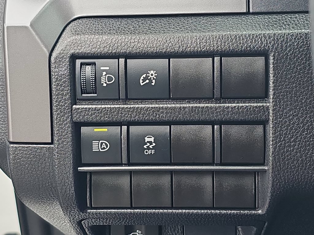 Used 2025 Toyota Tacoma TRD Sport AWD/4WD image 28