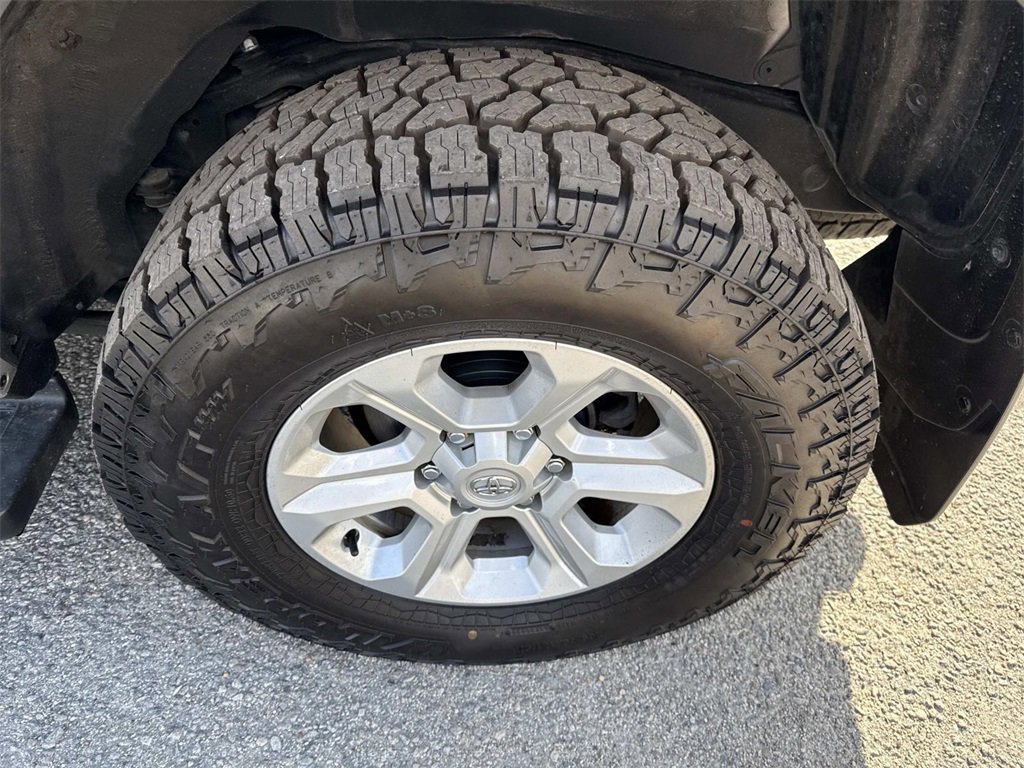 Certified 2022 Toyota 4Runner SR5 Premium image 12