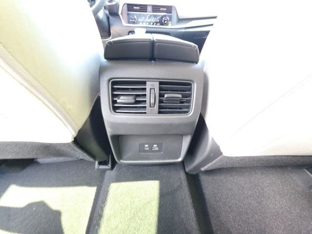Used 2023 Nissan Rogue SV image 24