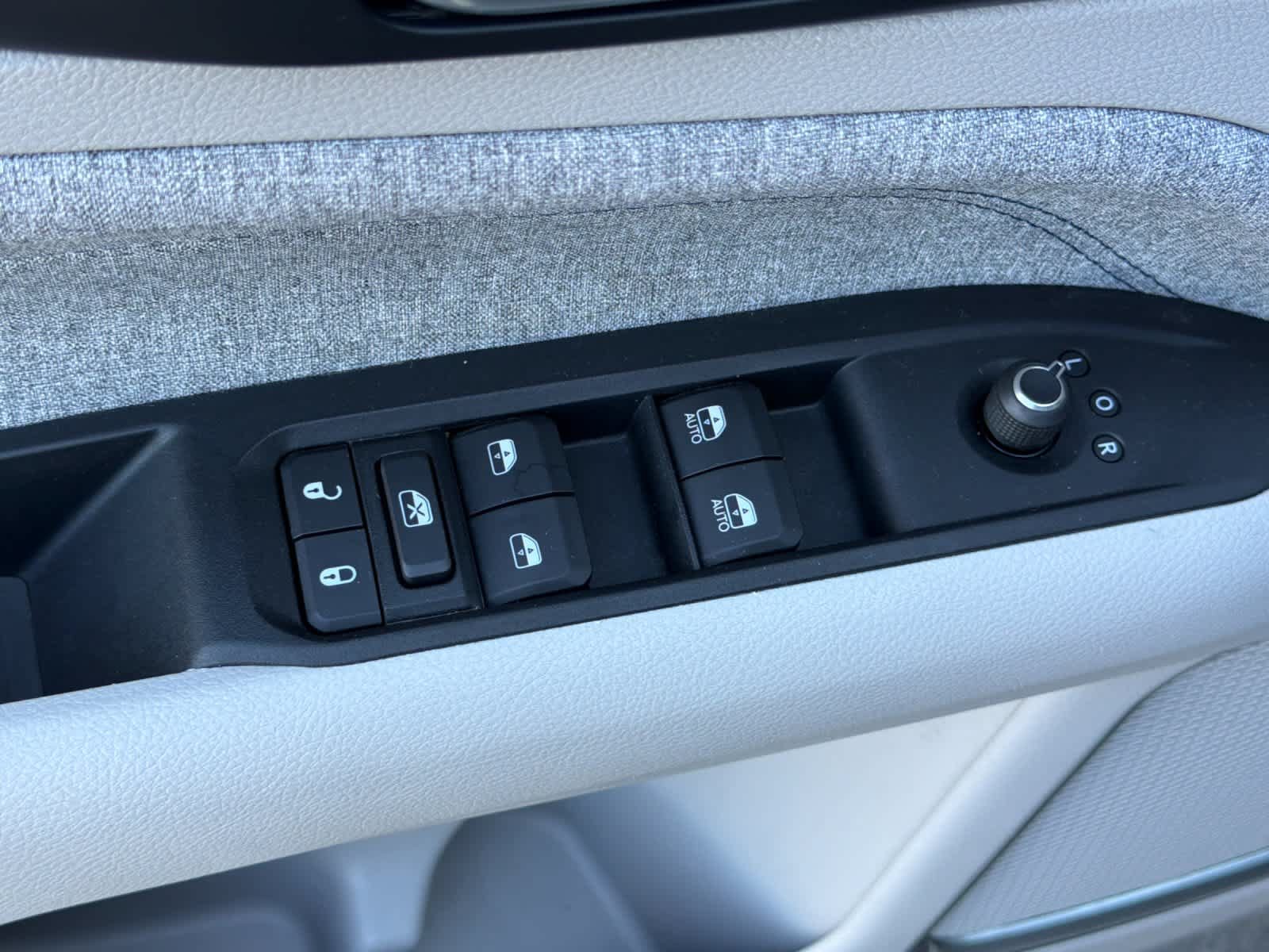 Used 2022 Jeep Compass Latitude w/ Sun and Sound Group FWD image 13