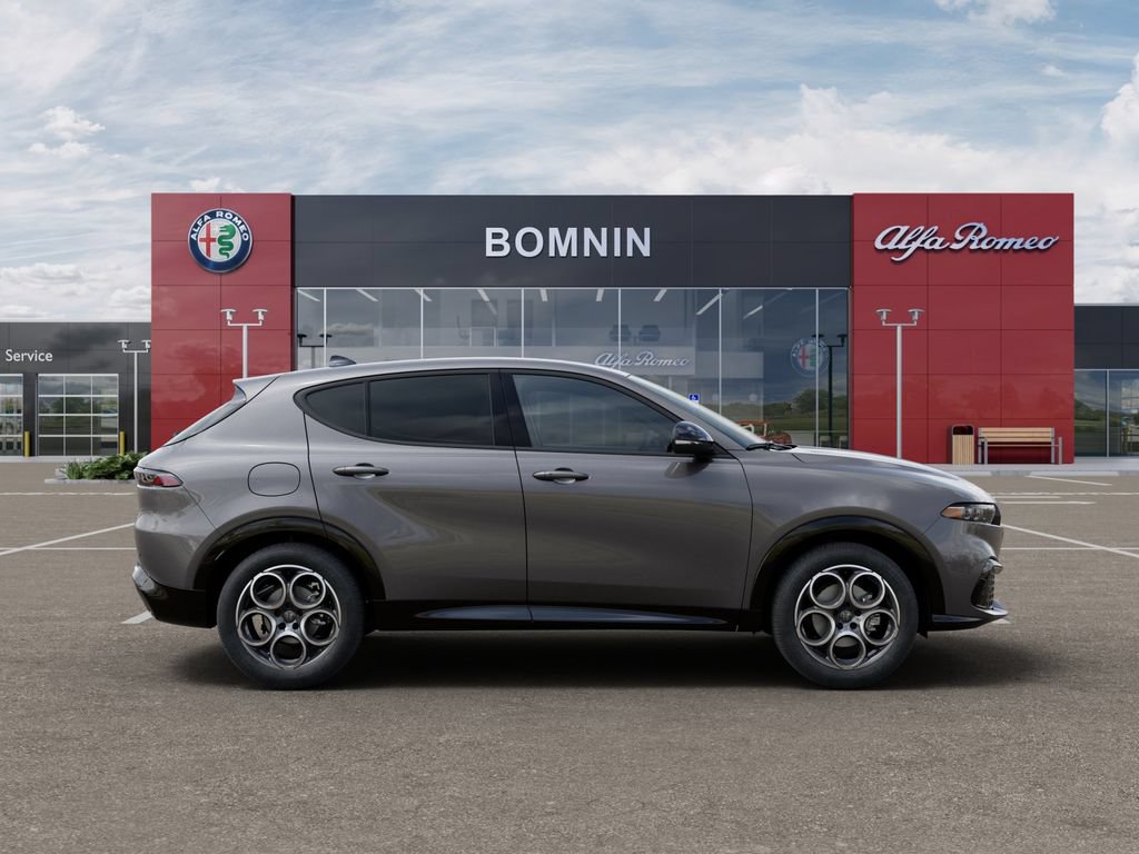 New 2026 Alfa Romeo Tonale AWD/4WD image 21