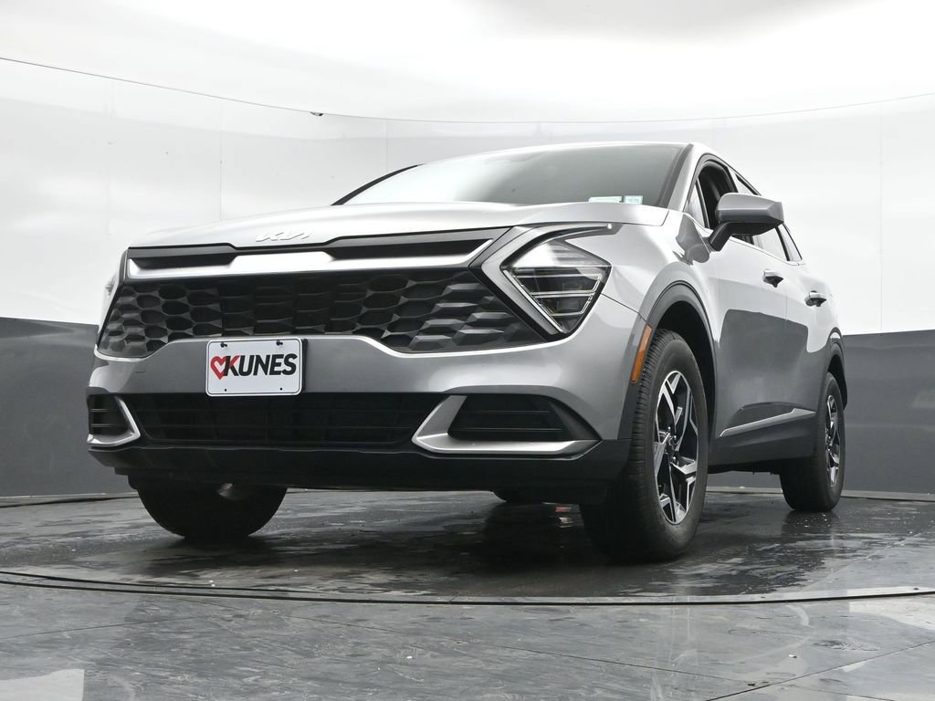 Used 2025 Kia Sportage LX image 47