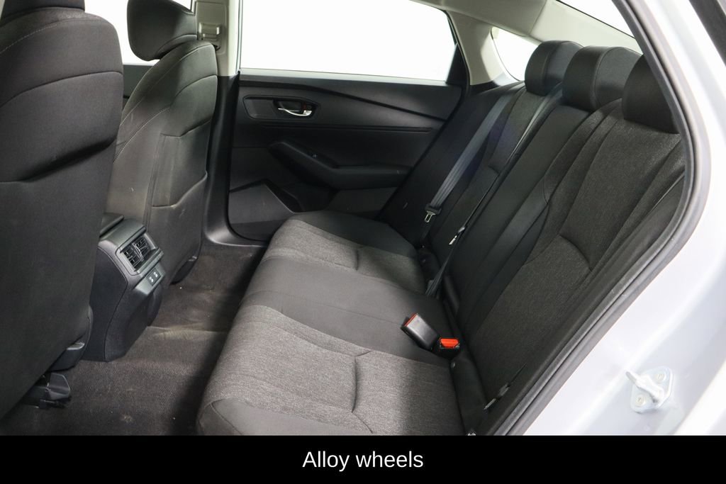 Used 2025 Honda Accord SE image 16