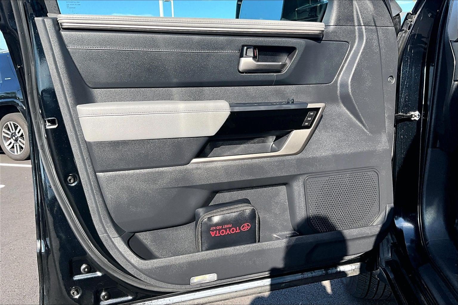 Used 2026 Toyota Tundra Limited AWD/4WD image 21