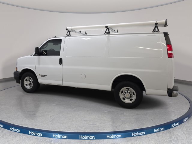Used 2020 Chevrolet Express 2500 w/ Driver Convenience Package RWD image 9