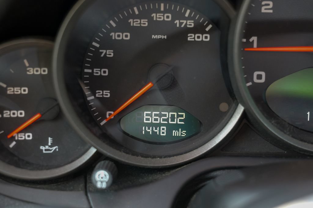Used 2006 Porsche 911 Carrera RWD image 41