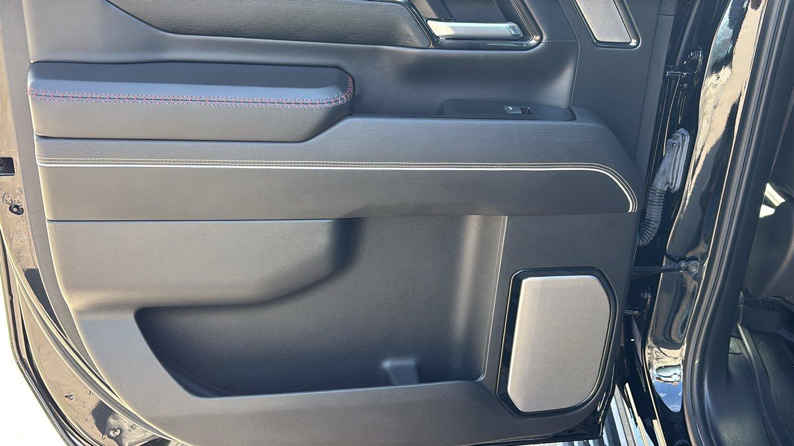 Certified 2025 GMC Sierra 2500 AT4X AWD/4WD image 20