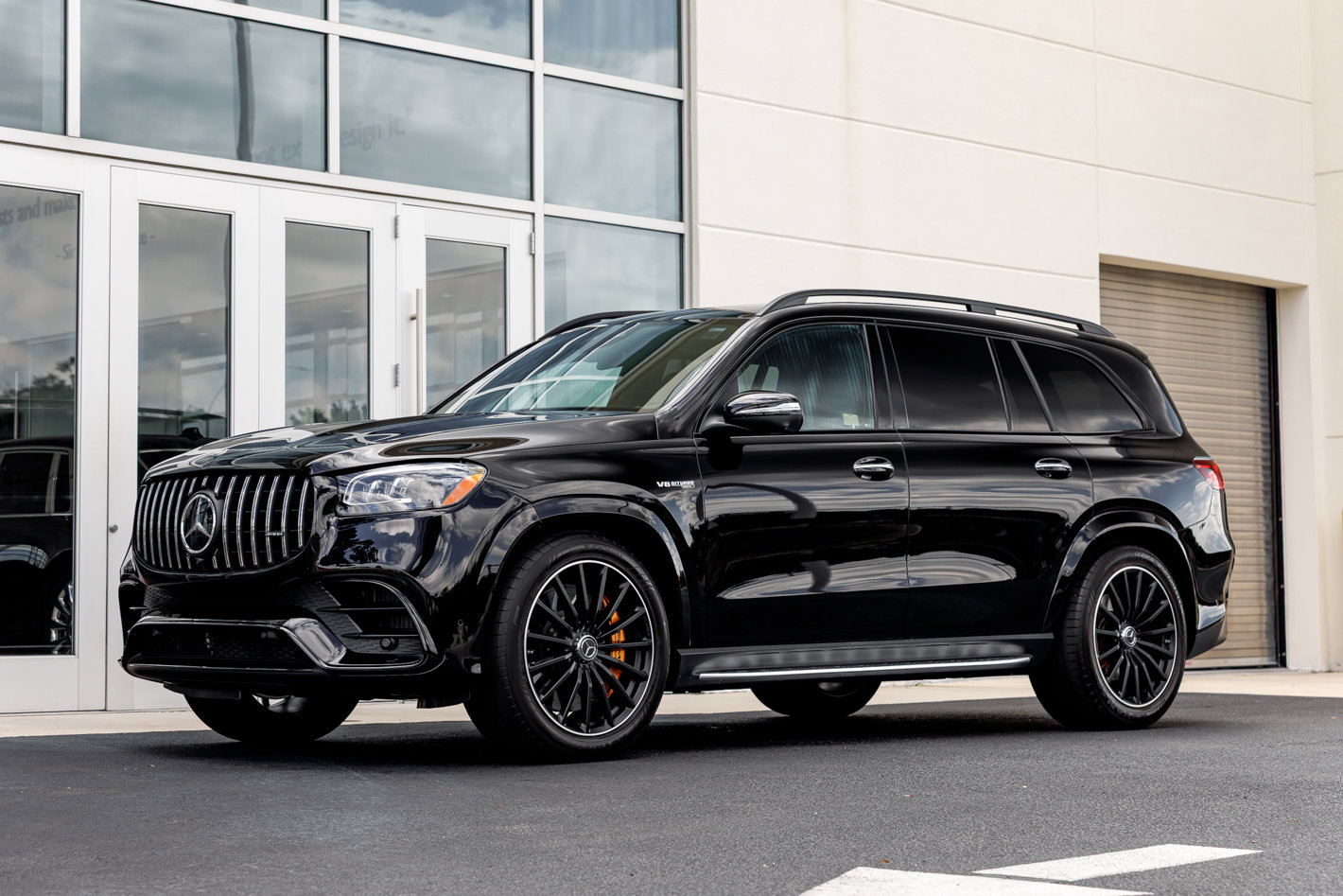 Used 2025 Mercedes-Benz GLS 63 AMG 4MATIC image 4