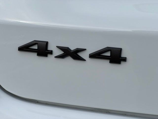 New 2026 Jeep Compass Latitude AWD/4WD image 30