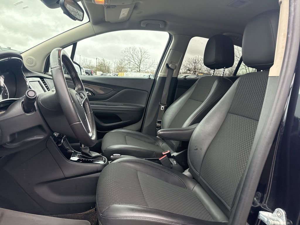 Used 2022 Buick Encore Preferred w/ Safety Package image 15