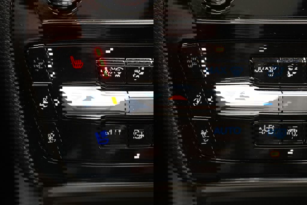 Used 2022 Ford Explorer ST w/ Equipment Group 401A image 25