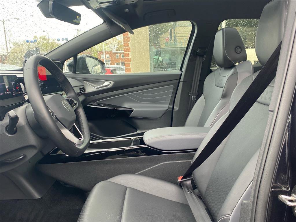 Certified 2023 Volkswagen ID.4 S image 9