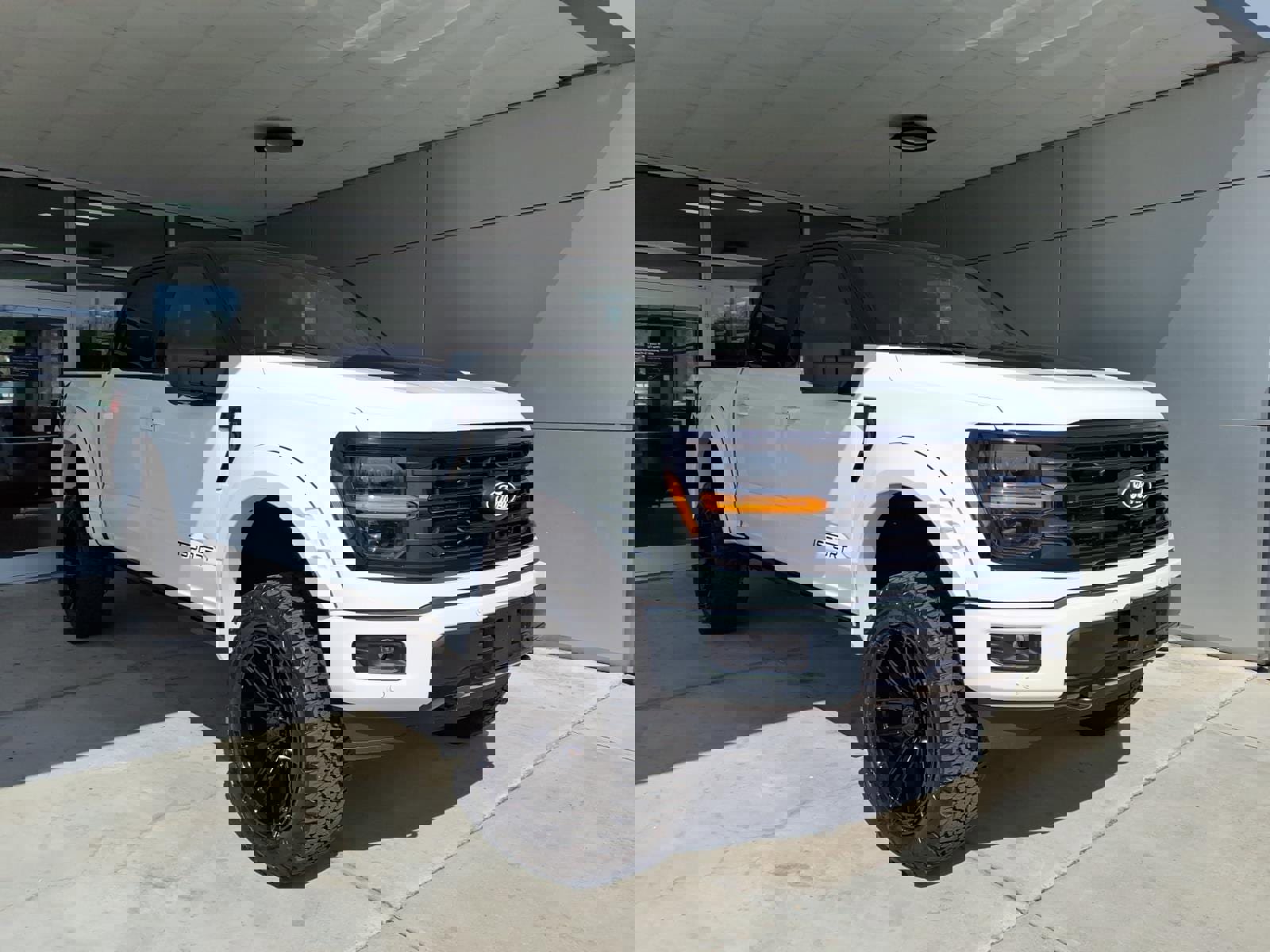 New 2026 Ford F150 XLT w/ Equipment Group 302A MID image 30