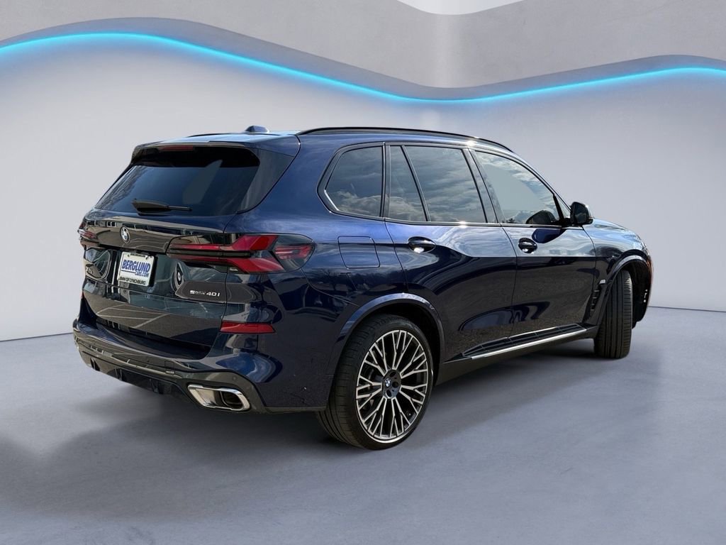 Used 2025 BMW X5 sDrive40i w/ M Sport Package image 4