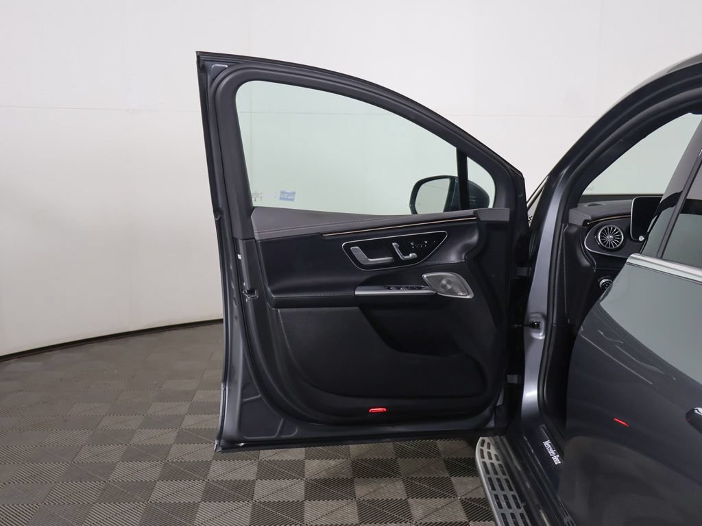 Used 2023 Mercedes-Benz EQE 350+ 4MATIC SUV image 21