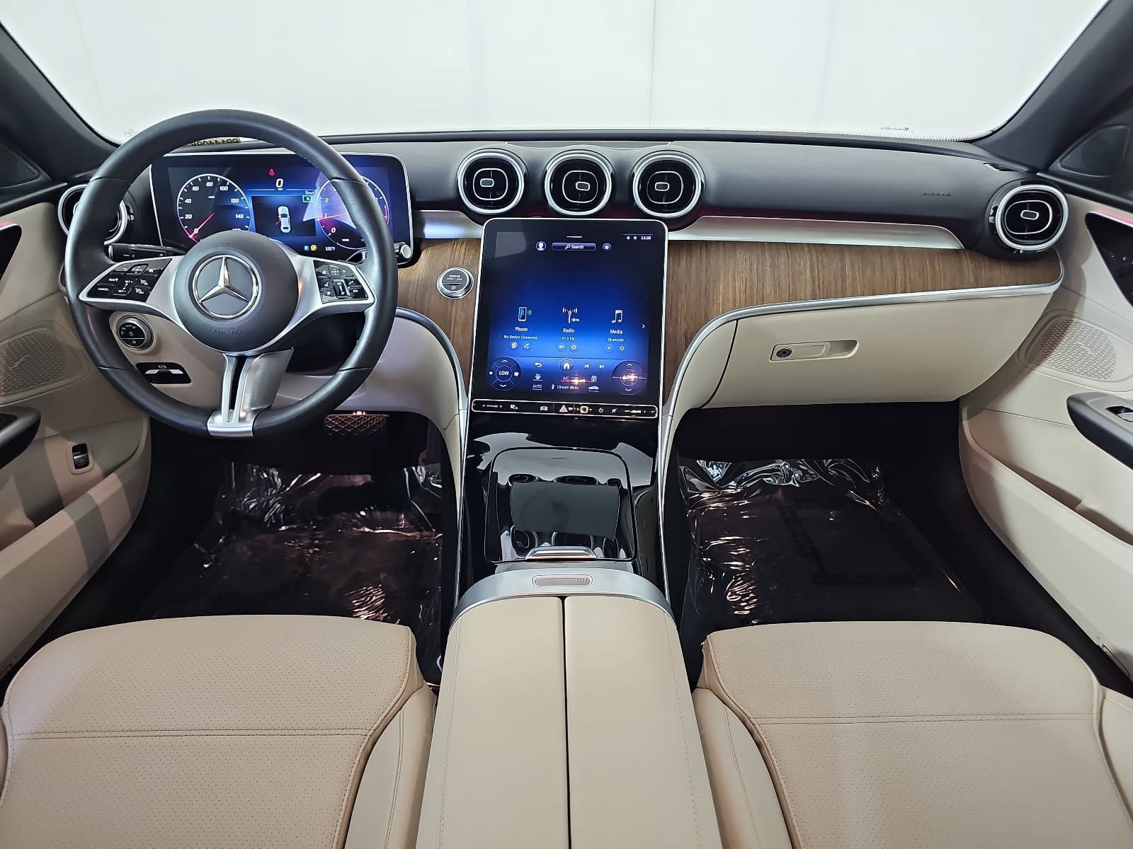 Used 2023 Mercedes-Benz C 300 4MATIC Sedan image 11