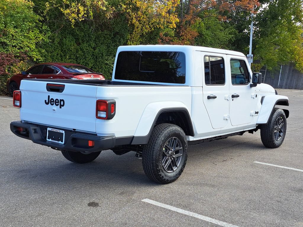 New 2026 Jeep Gladiator Sport AWD/4WD image 4