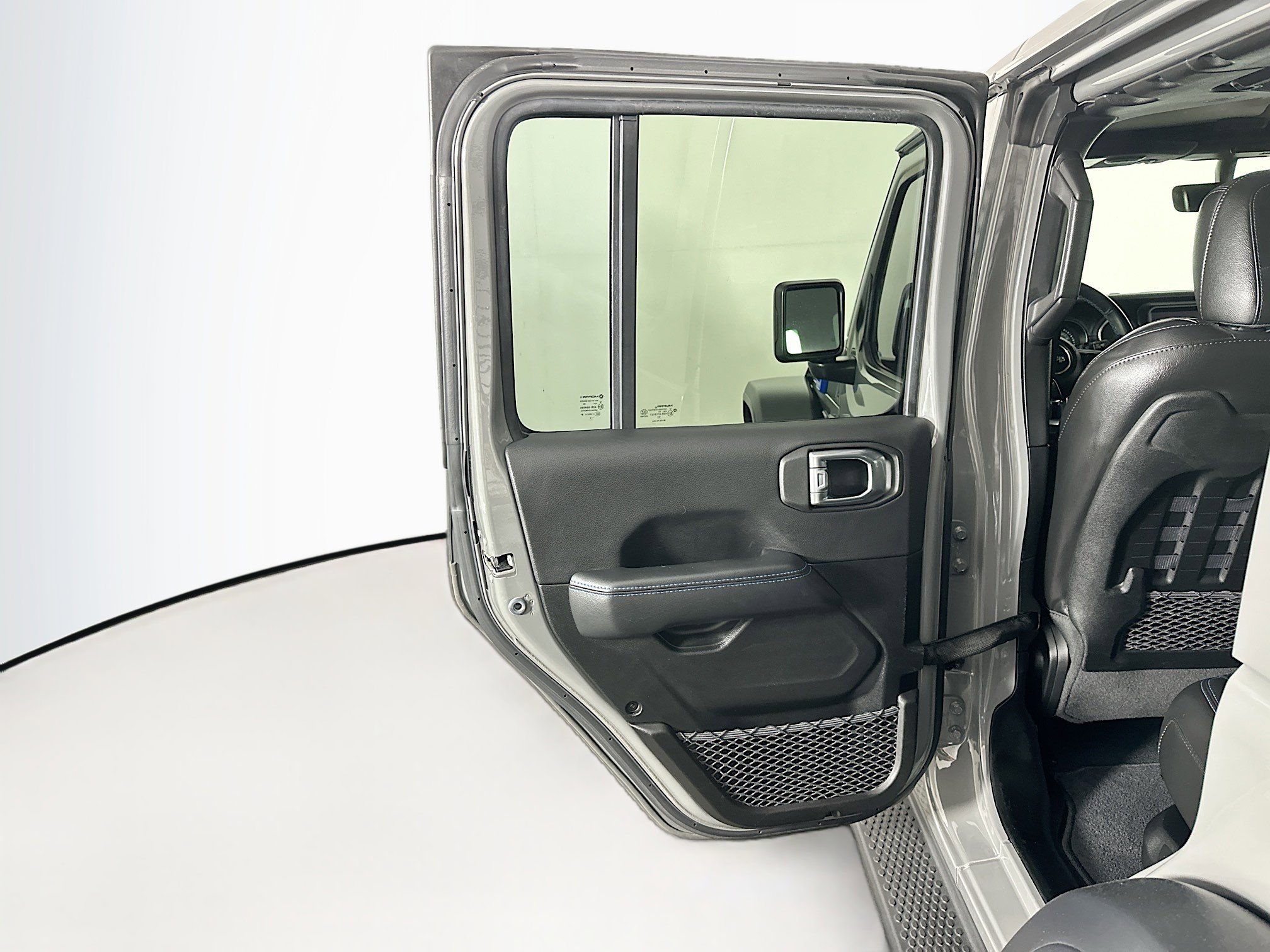 Used 2022 Jeep Wrangler Rubicon image 25