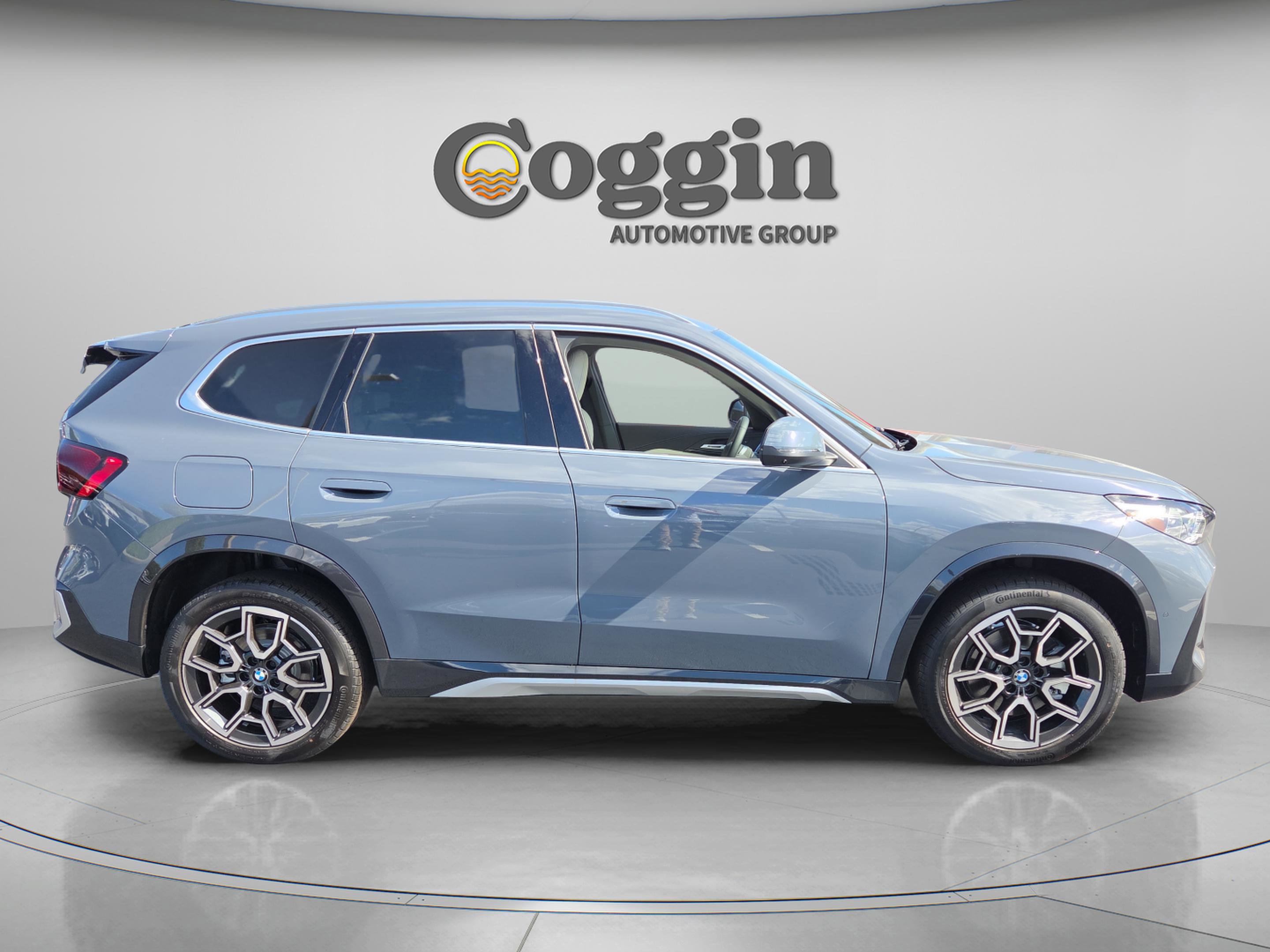 New 2026 BMW X1 xDrive28i w/ Technology Package AWD/4WD image 7