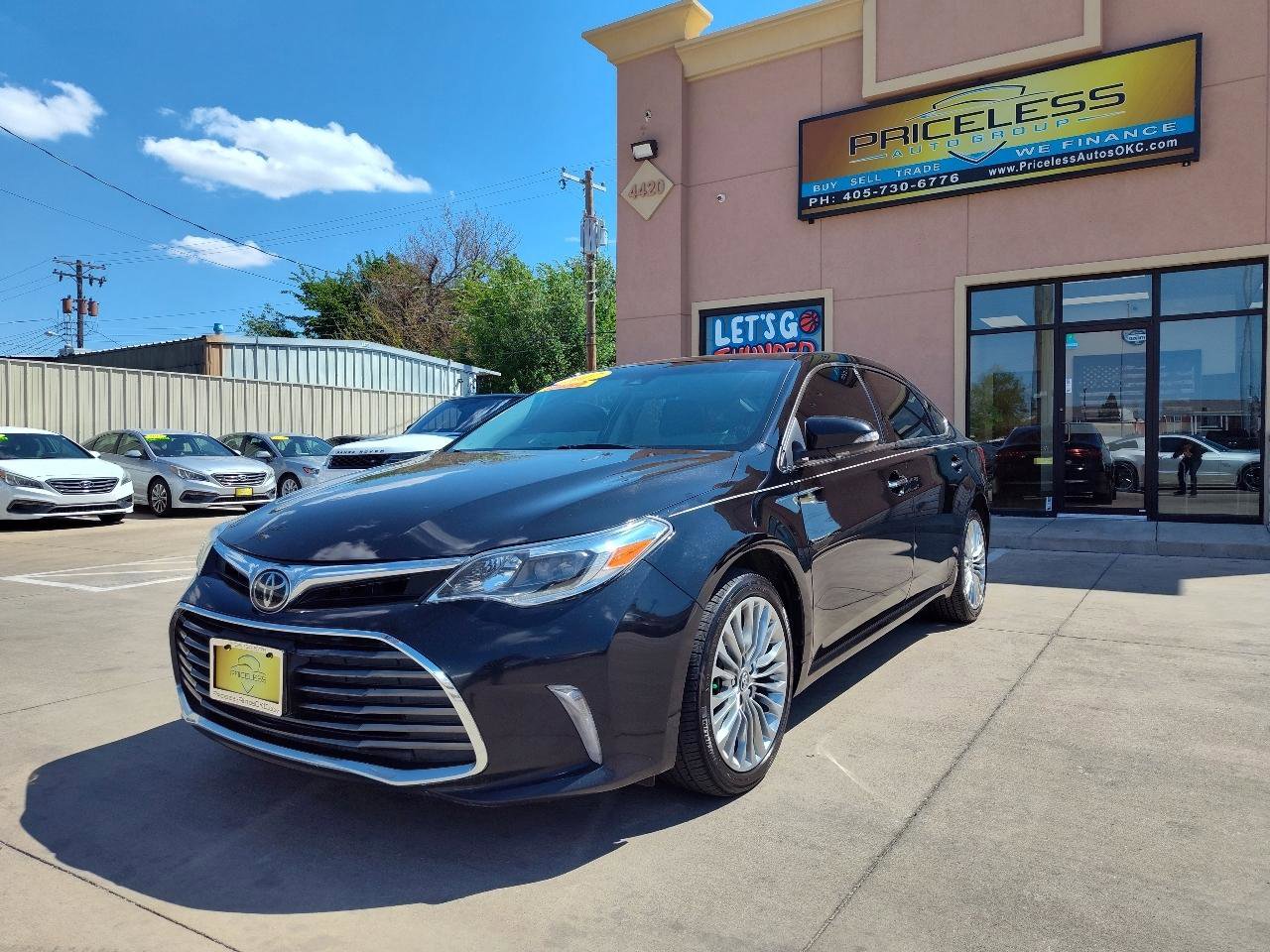 Used 2017 Toyota Avalon Limited FWD image 8