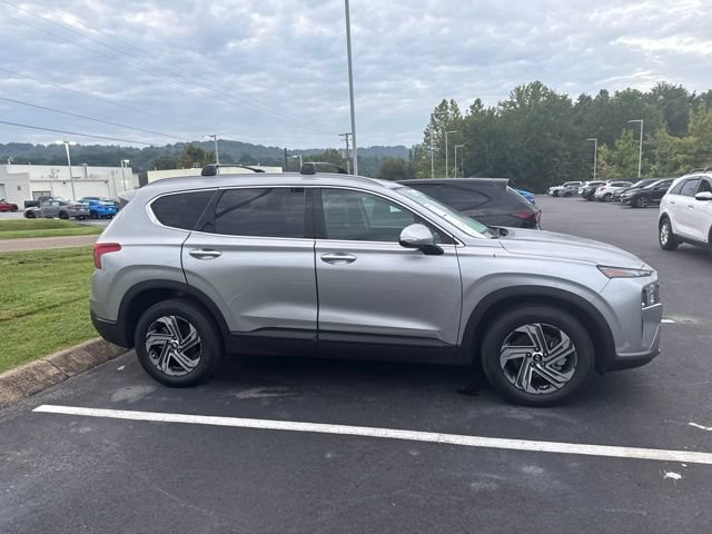 Used 2023 Hyundai Santa Fe SEL FWD image 4