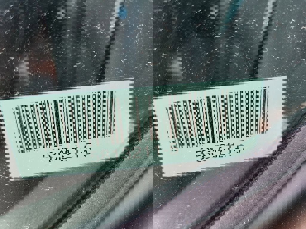 Used 2025 Toyota Camry LE image 9