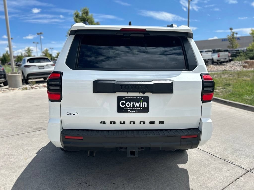 Used 2025 Toyota 4Runner SR5 AWD/4WD image 7