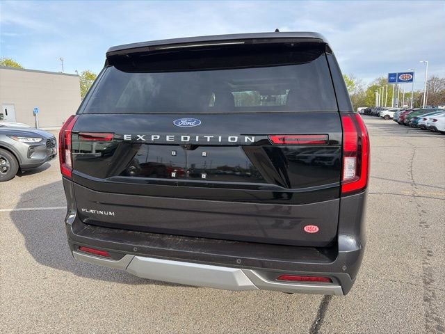 New 2026 Ford Expedition Platinum AWD/4WD image 4