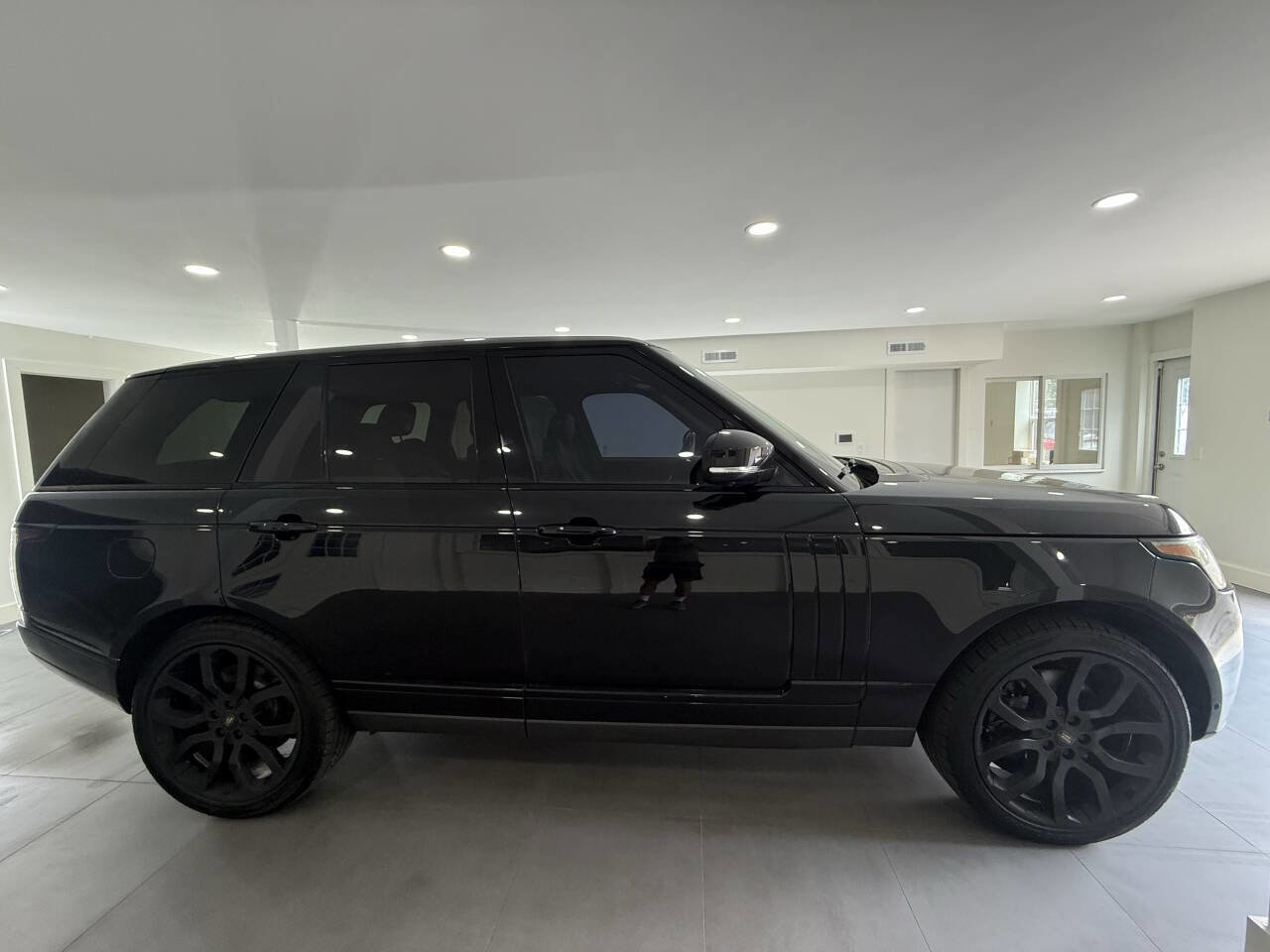 Used 2014 Land Rover Range Rover Supercharged AWD/4WD image 7