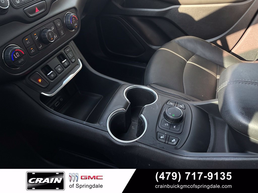 Used 2020 GMC Terrain SLT w/ Preferred Package FWD image 20