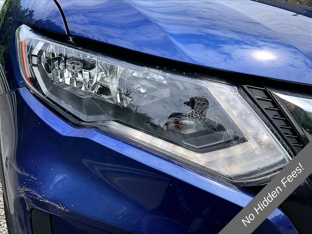 Used 2018 Nissan Rogue SV AWD/4WD image 26