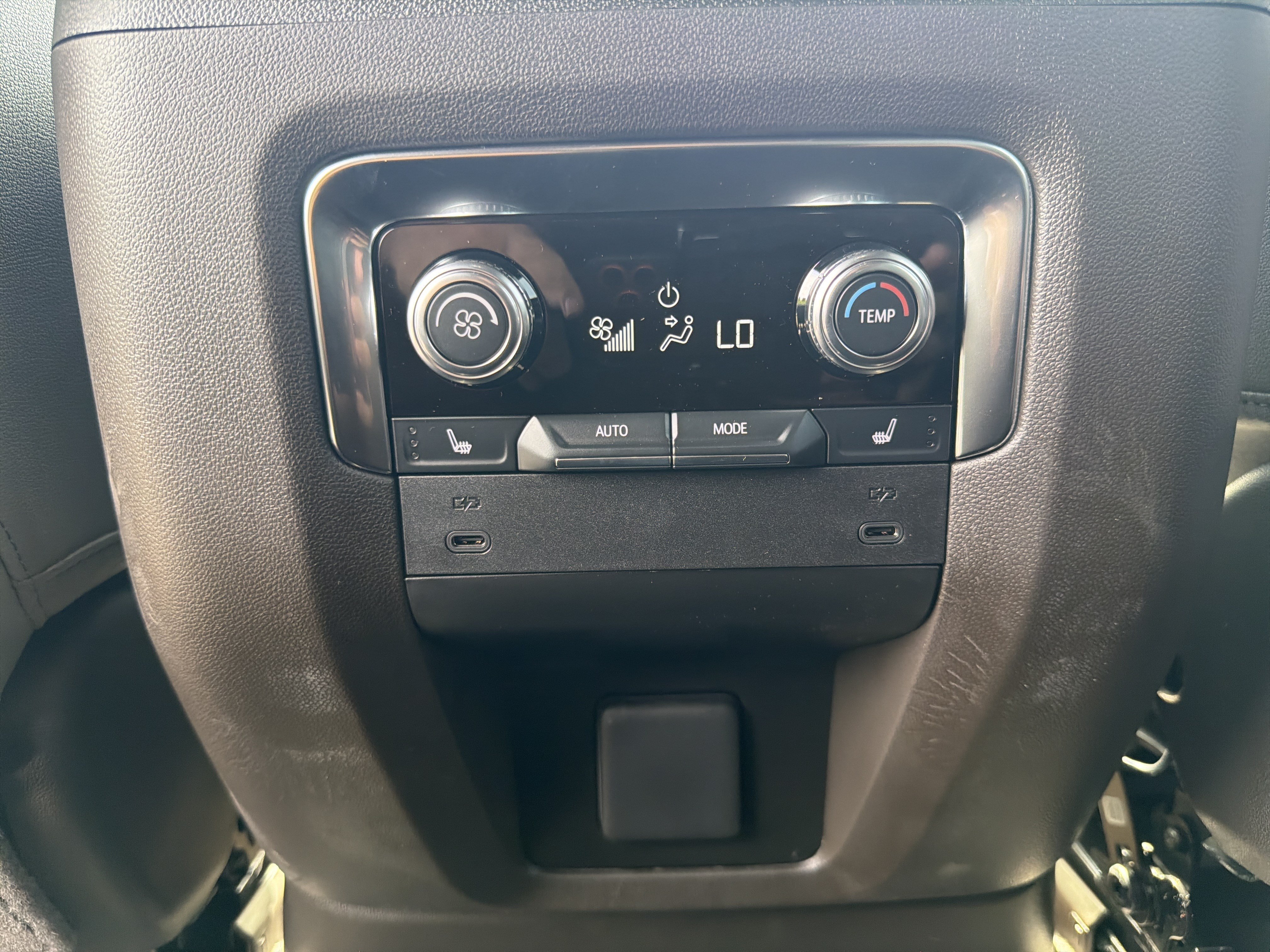 New 2026 GMC Yukon XL Elevation RWD image 23
