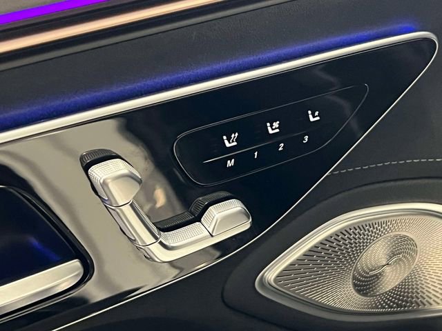 Used 2023 Mercedes-Benz EQS 580 4MATIC Sedan image 17