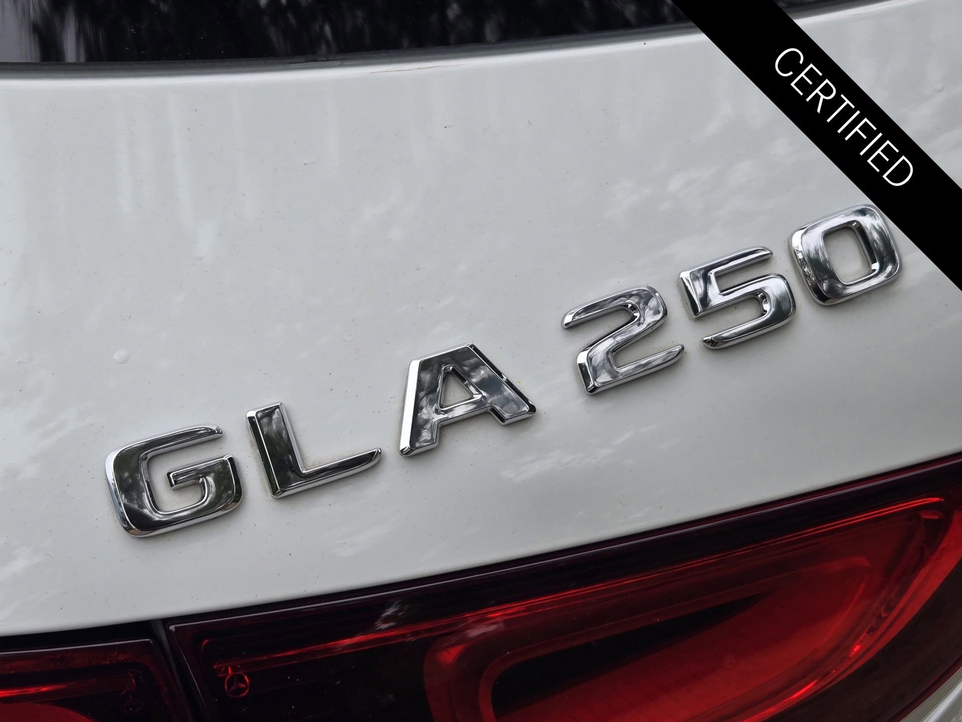 Certified 2021 Mercedes-Benz GLA 250 image 13