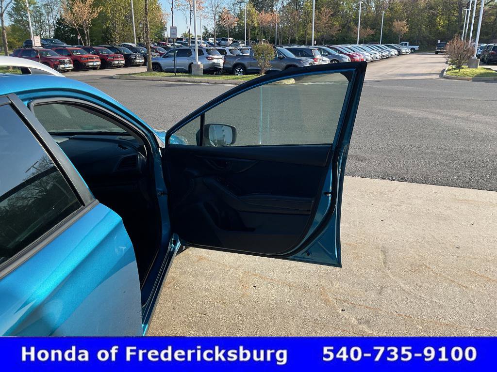 Used 2018 Subaru Impreza 2.0i Premium w/ Eyesight & BSD & Rcta image 19