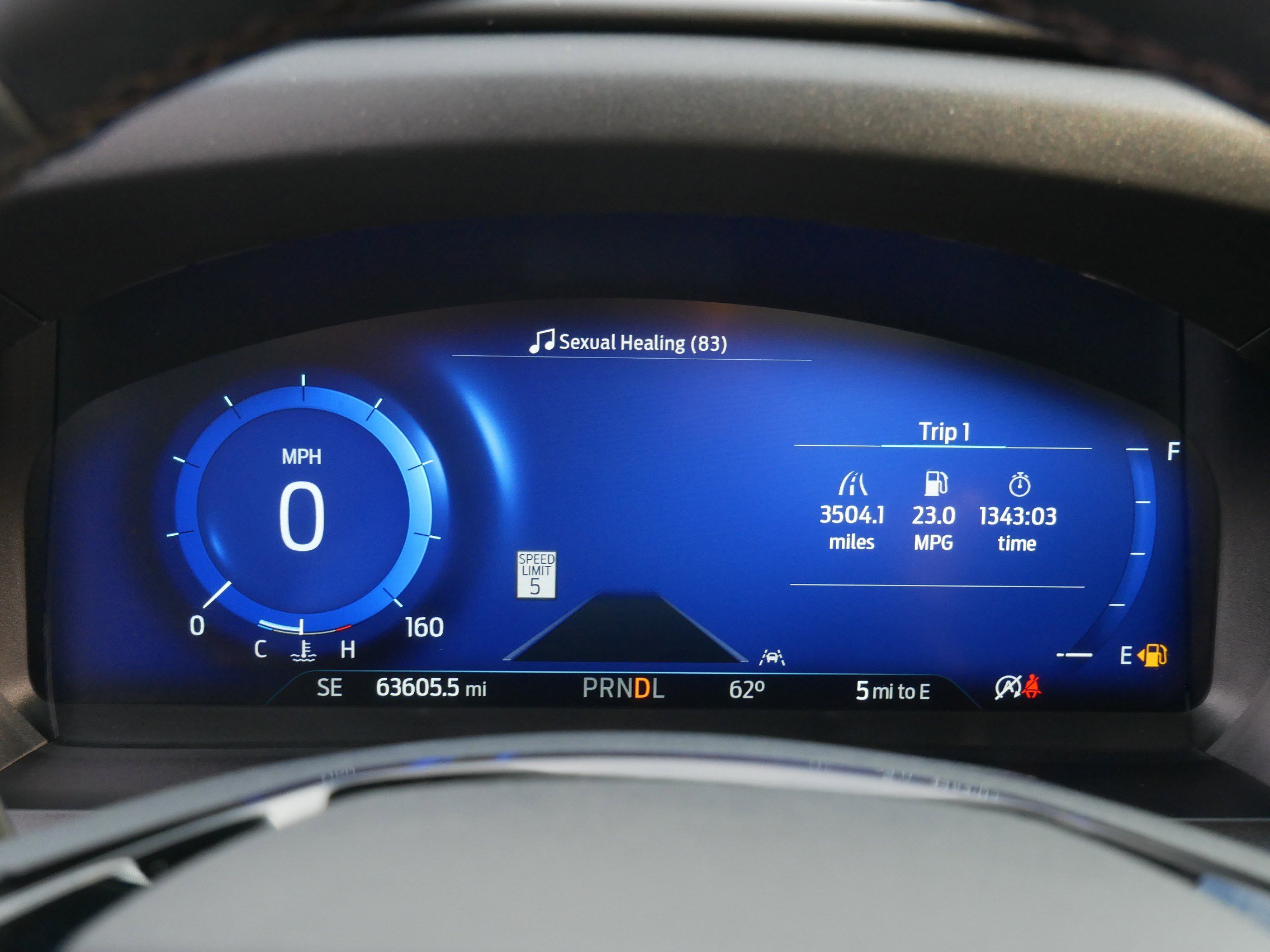 Certified 2022 Ford Explorer Platinum w/ Equipment Group 601A image 22